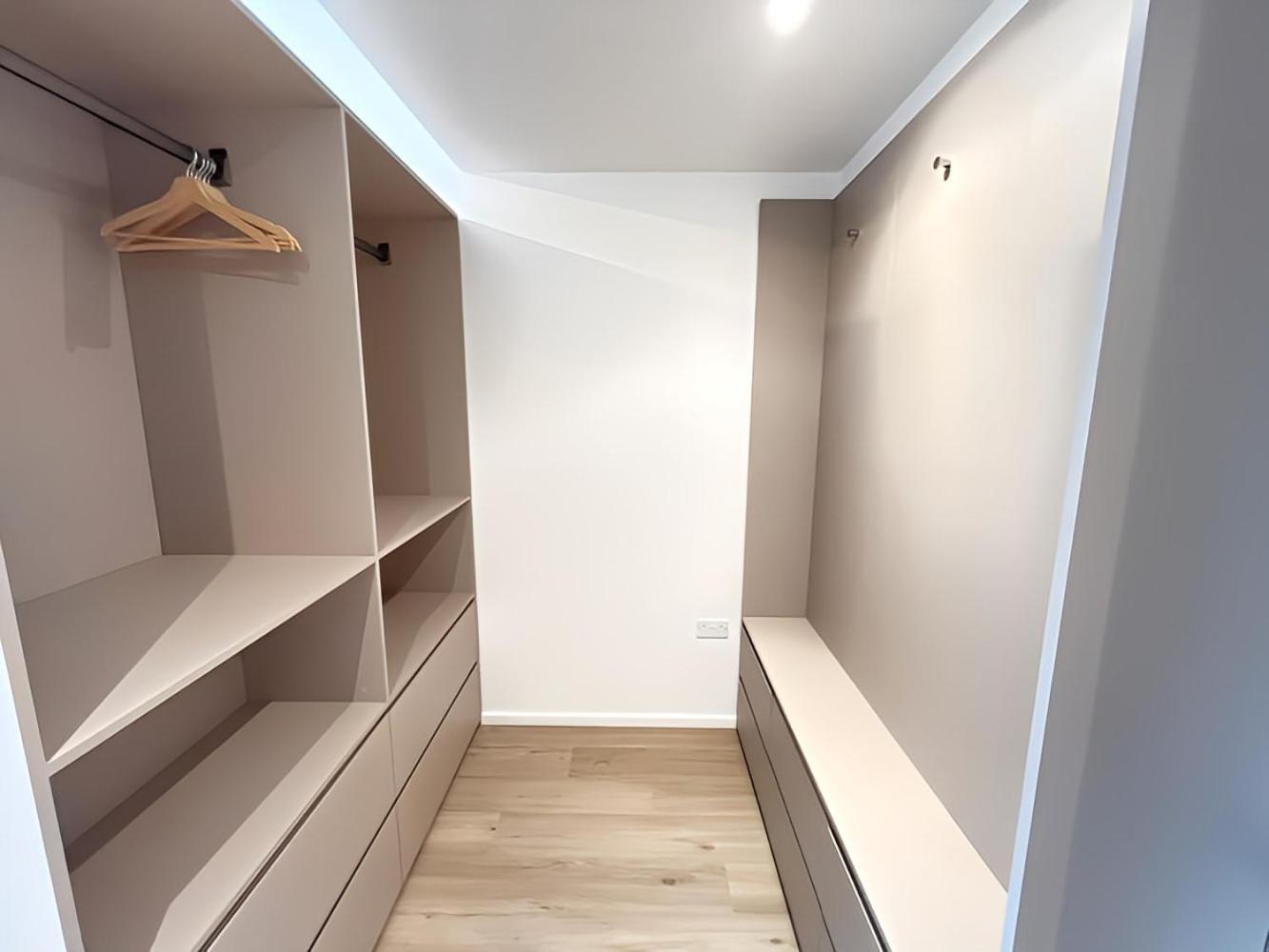 1Br Luxury Flat At Train Station - Long Stays Welcome - Just Ask Милтон-Кейнс Экстерьер фото